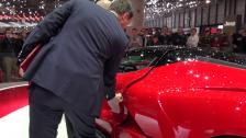 LaFerrari interior 2nd movie (somewhat unfocused) but nice girl