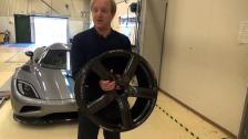 Pure carbon rim of Koenigsegg is VERY light, this time excluding the HEAVY tyre